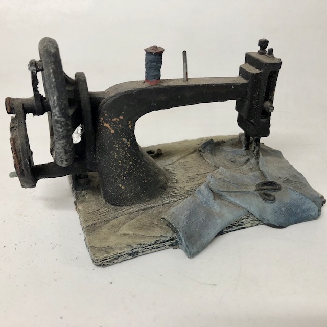 DECOR, Ex Small Model Sewing Machine Ornament